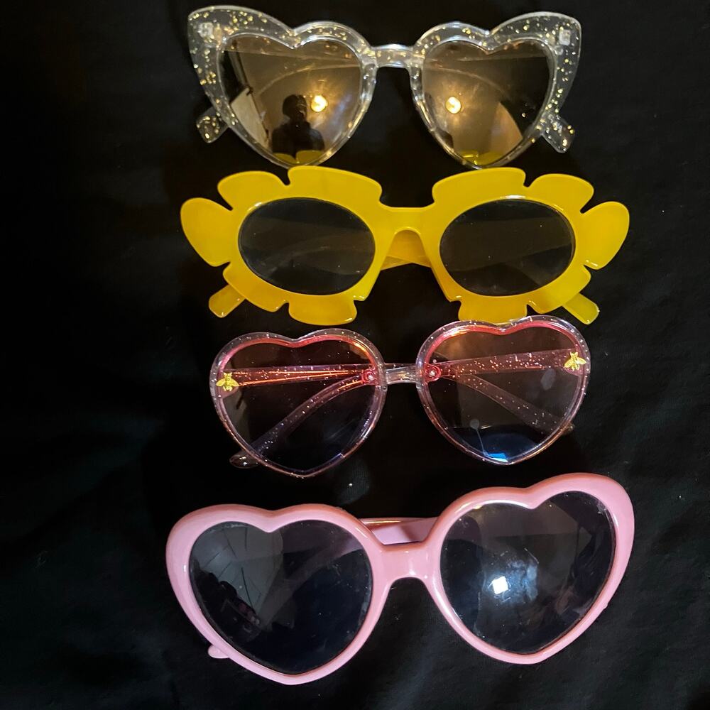 Funky Sunglasses 4 Pack Heart Daisy Y2K Retro Festival Rave Cute Shades
